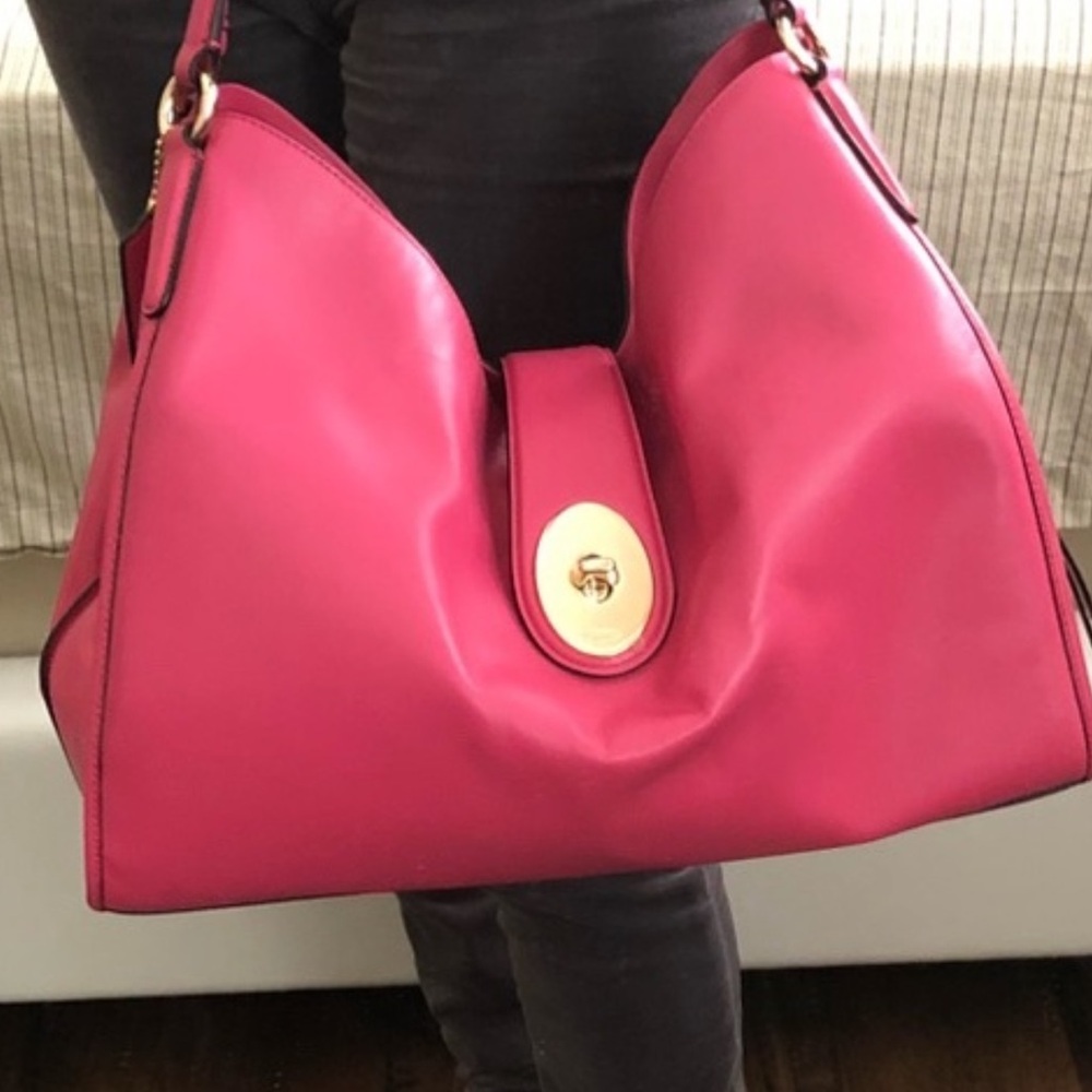 Chic Pink Leather Handbag